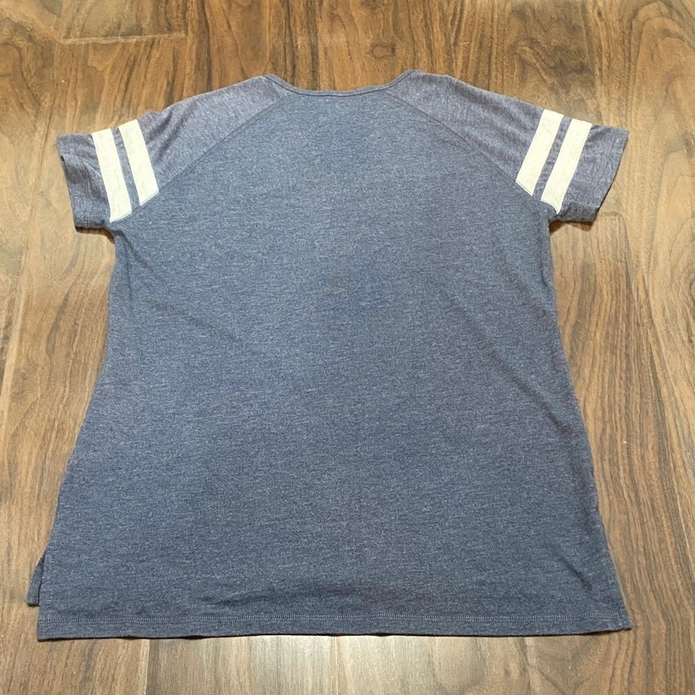 Fanatics Blue Nashville Predators V Neck Short Sleeve Tee - Picture 5 of 6